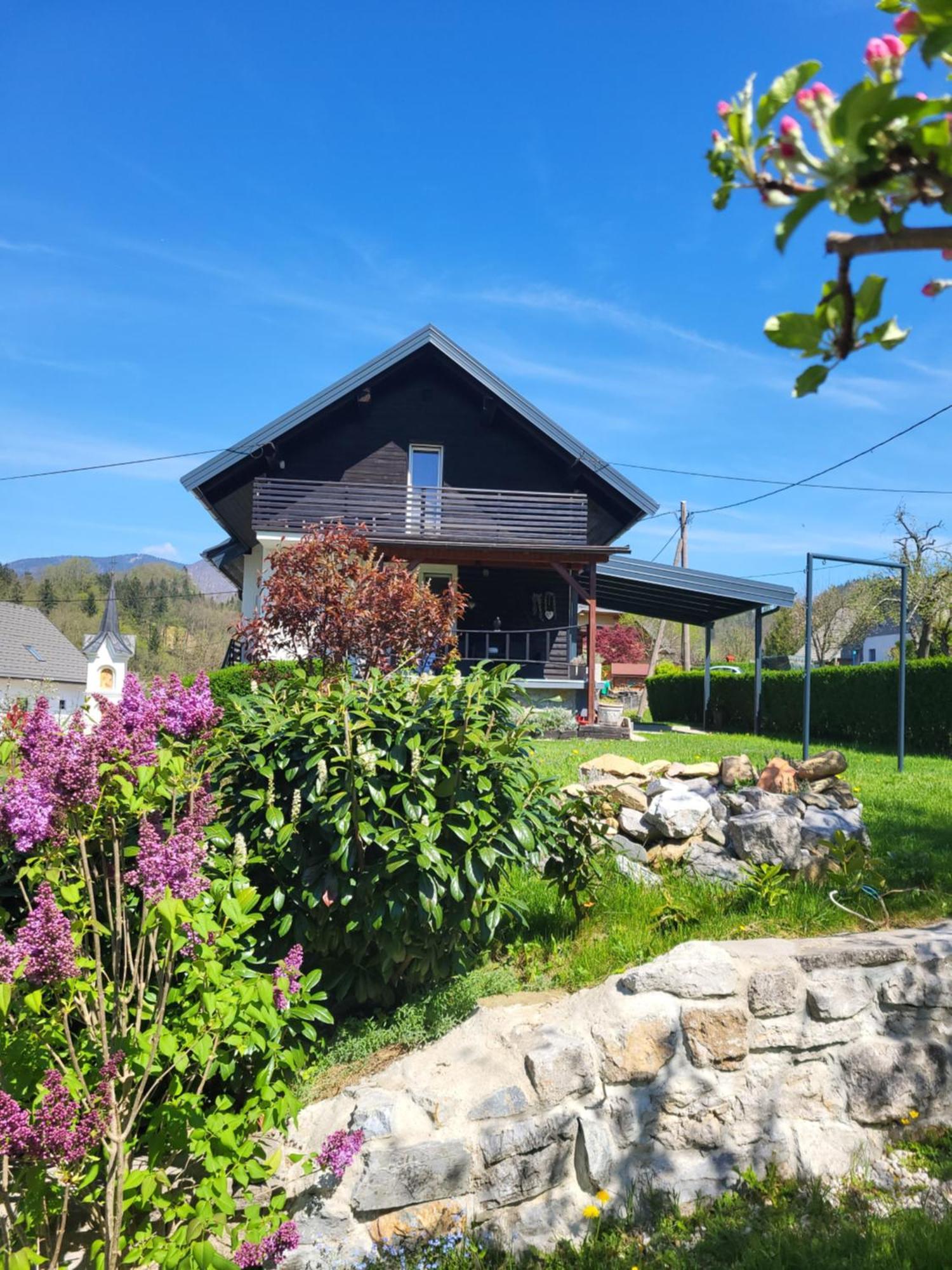 Holiday Home Na Vasi Gorenja Vas  Luaran gambar